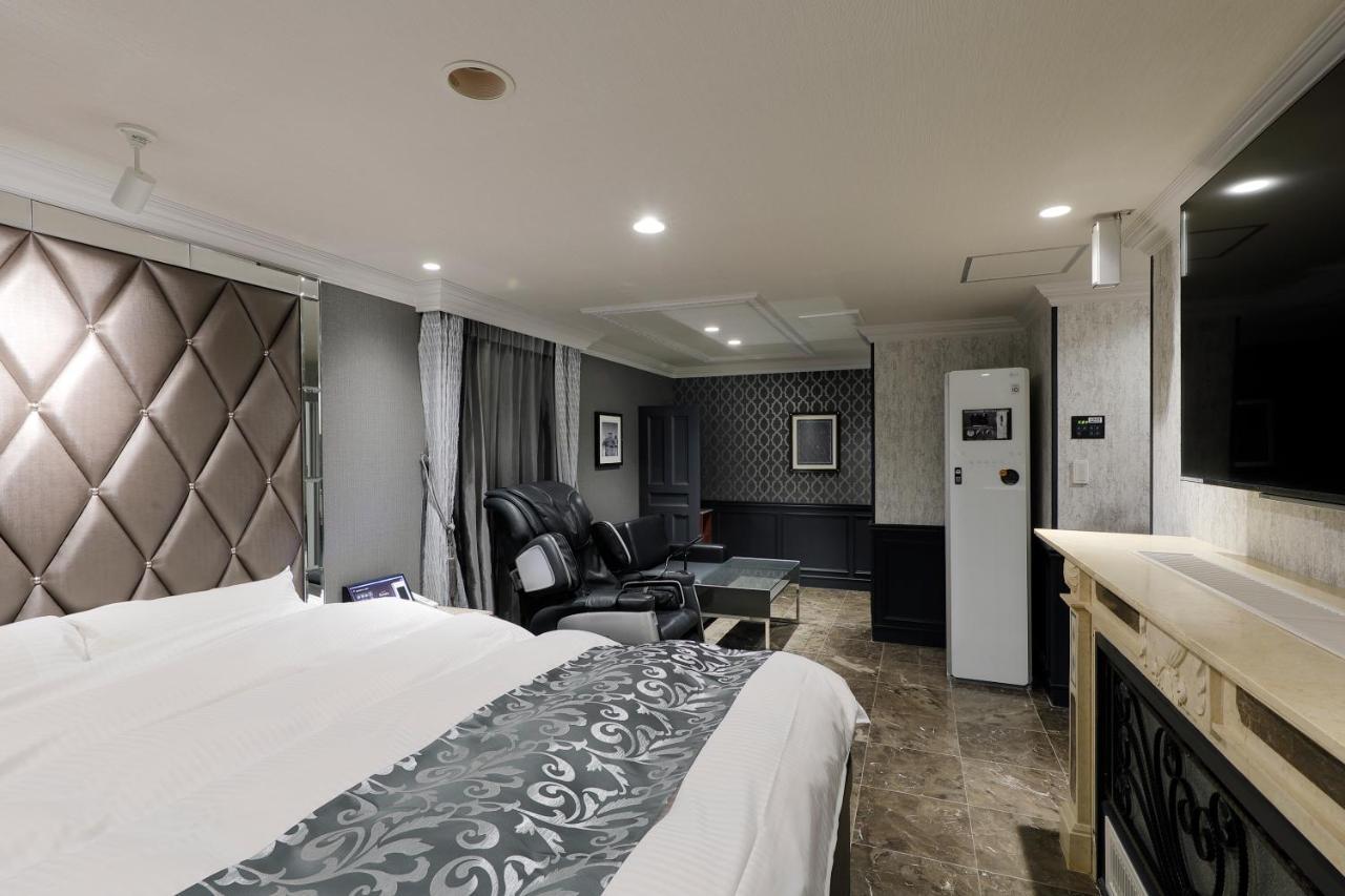 ホテルバースデーきよす店 Hotel Birthday Kiyosu المظهر الخارجي الصورة